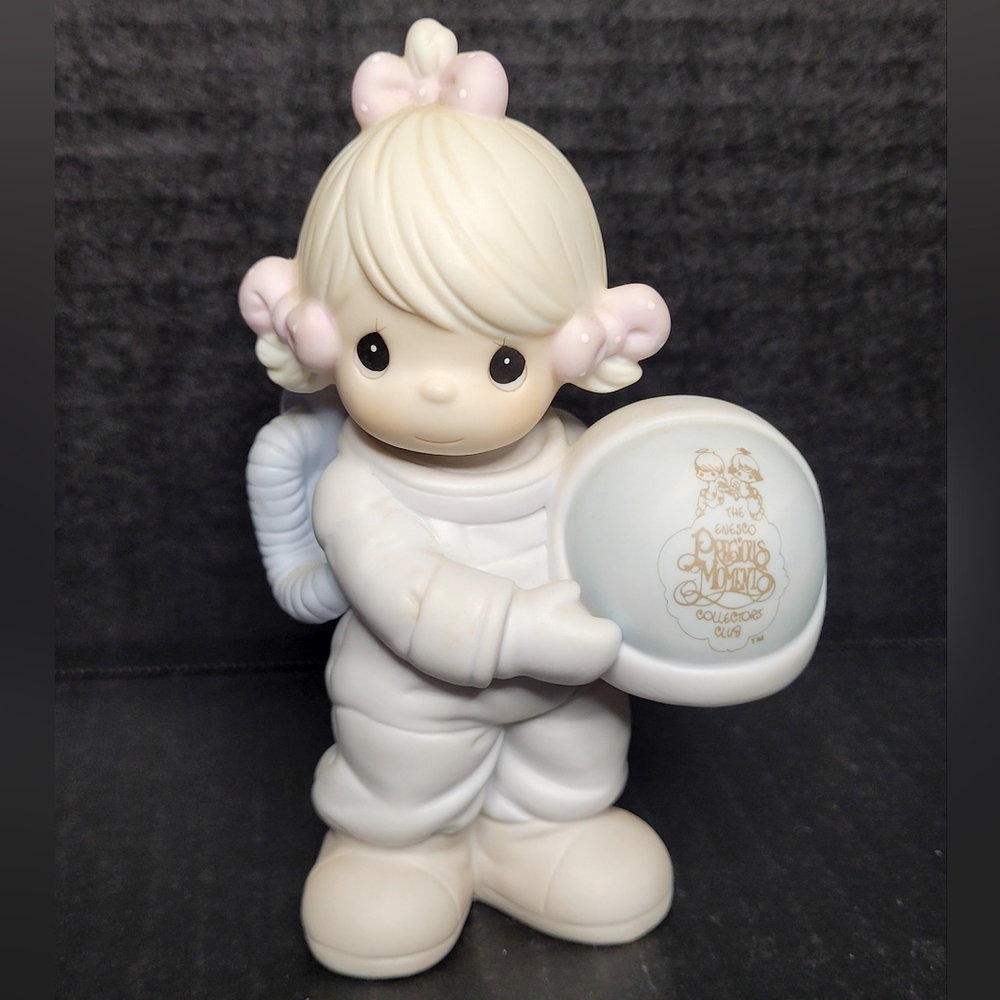 1992 Precious Moments This Club Is Out Of This World #C0012